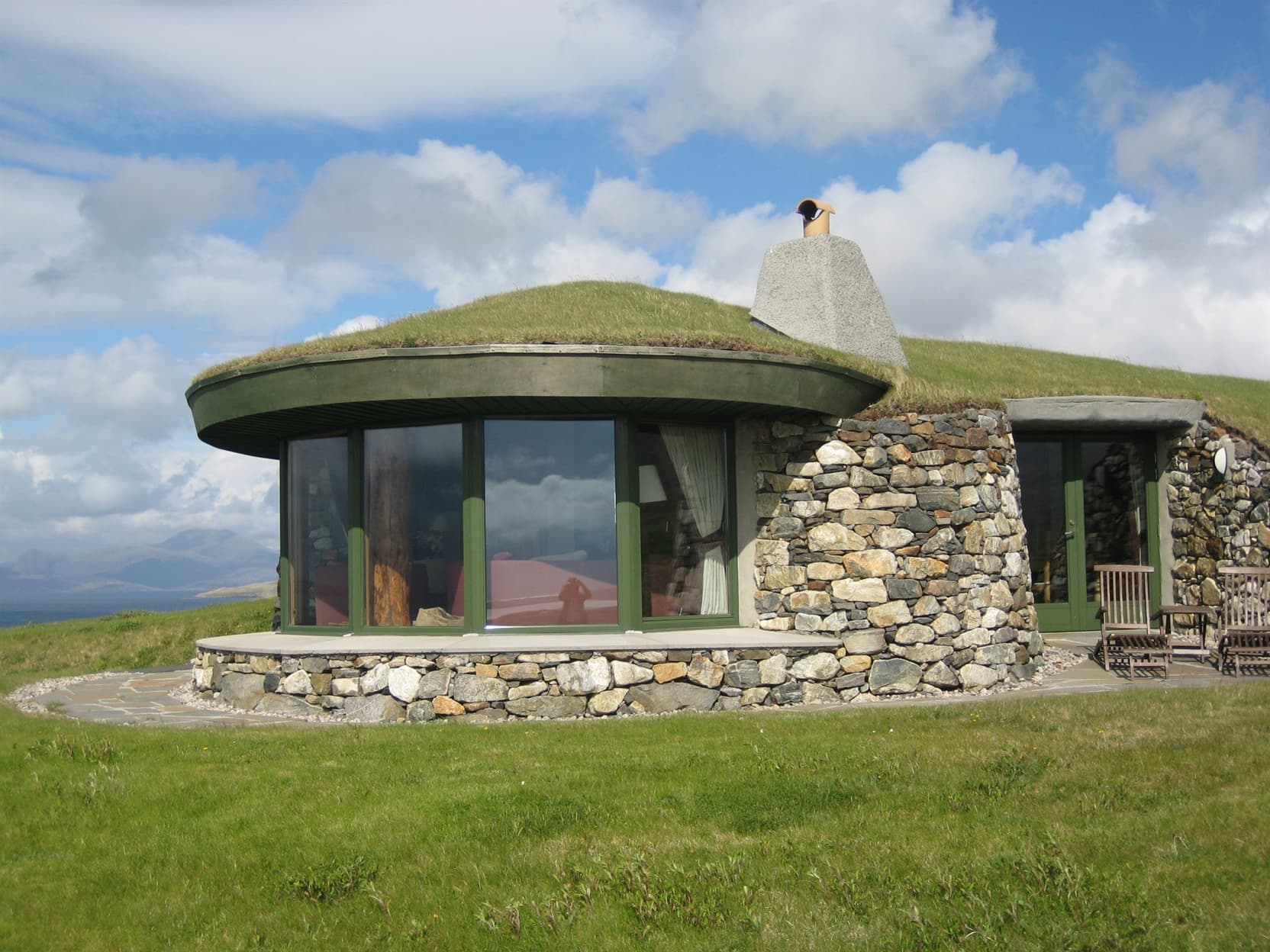 Unique turf roofed 5 star luxury in the Outer Hebrides